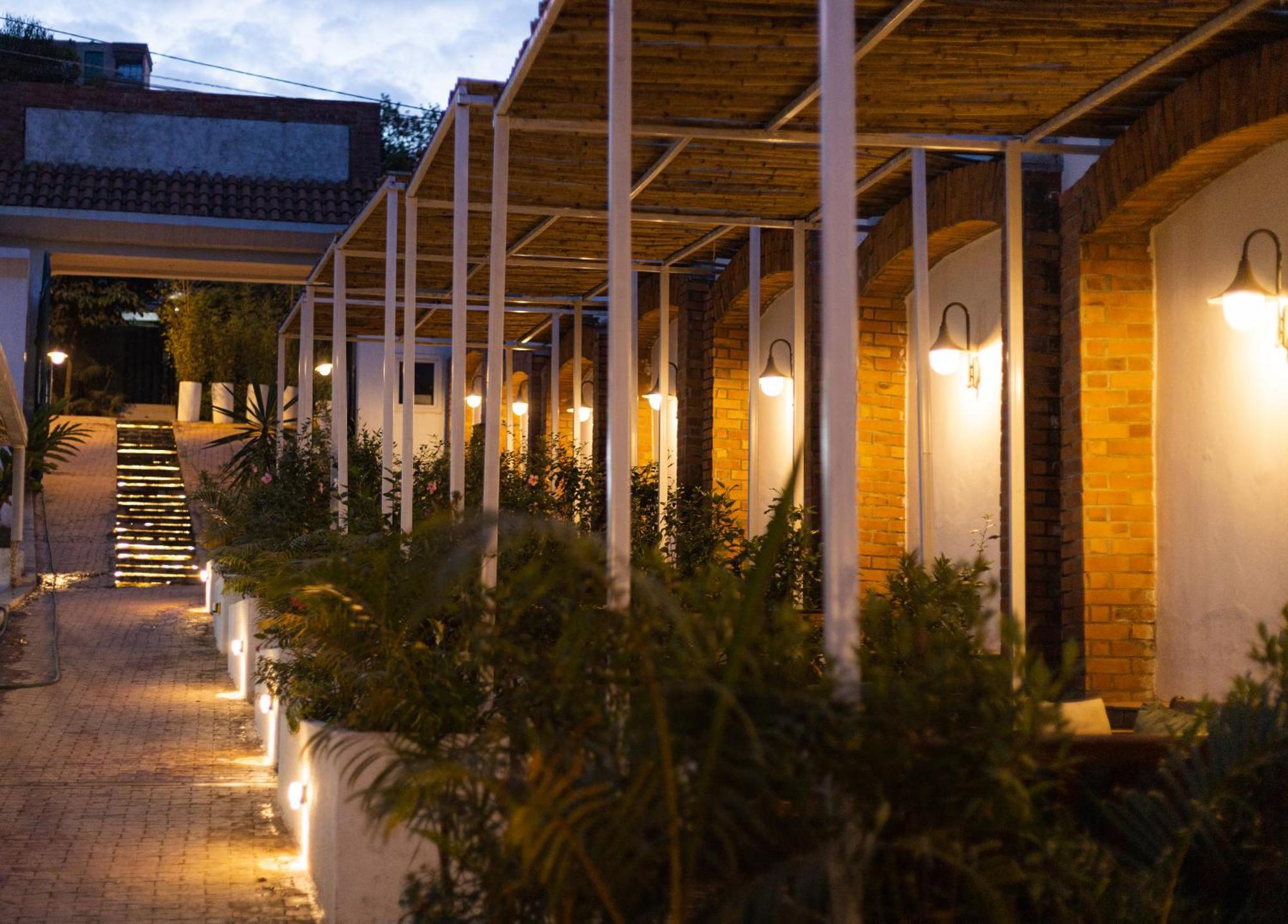 Hotel The Nest Kigali Esterno foto